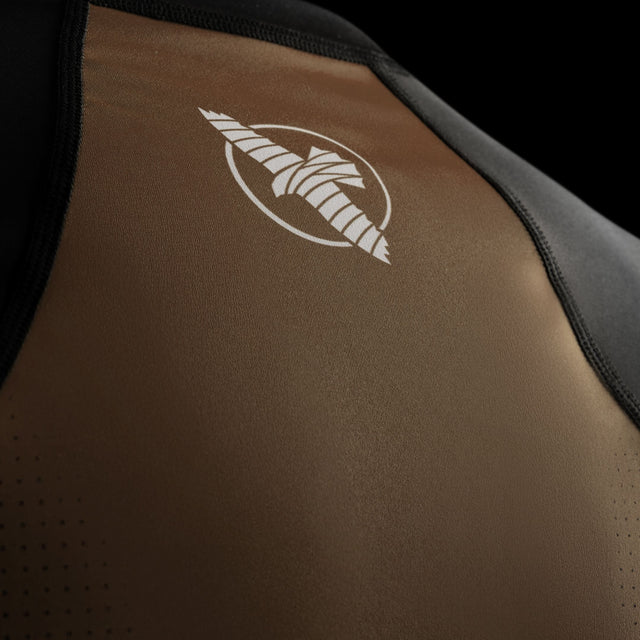 Rashguard Hayabusa Pro Ranked Manga Larga – Marrón
