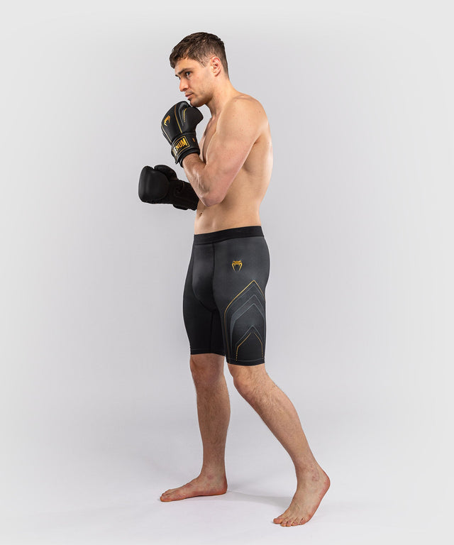 Shorts de compression Venum Streamline – Noir/Or