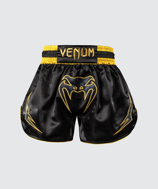 Venum Muay Thai shorts Bangkok Fury – Sorte/guld