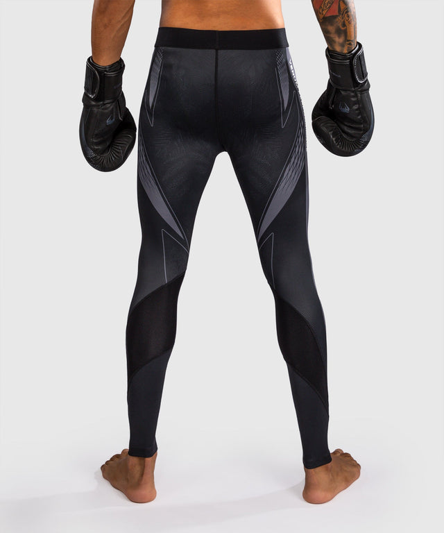 Shorts de compression Venum Amazonia Reborn – Noir/Gris (VENUM-06451-109)