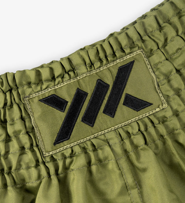Caged Muay Thai Shorts Classic - Kaki Groen/Zwart vrouw
