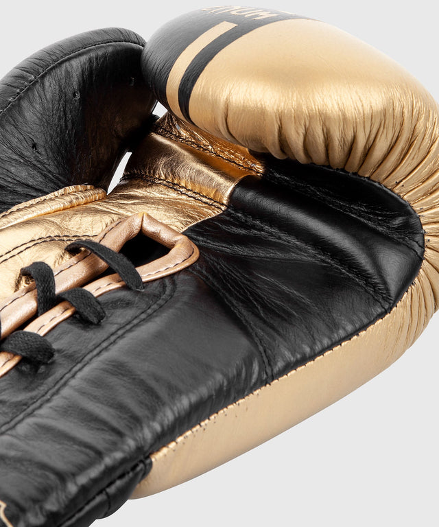 Boxerské rukavice Venum Shield – Černé/Zlaté