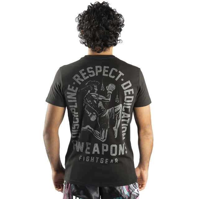 8 WEAPONS T-shirt Tombstone – Sort