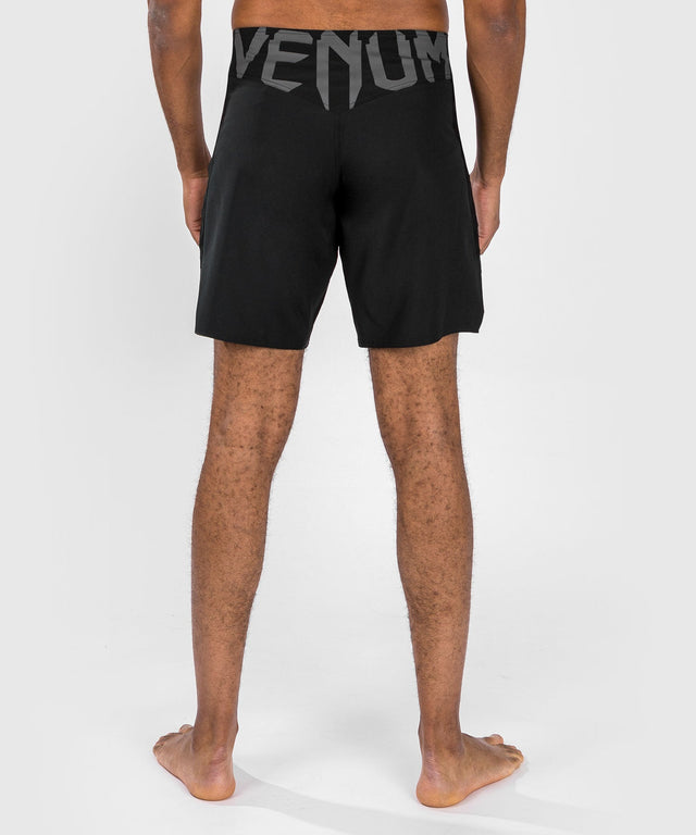 Shorts de MMA Venum Light 5.0 – Noir/Blanc