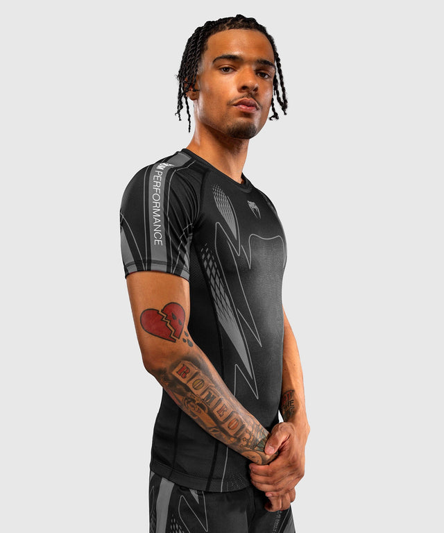 Venum Rashguard Amazonia Reborn Korta ärmar – Svart/Grå