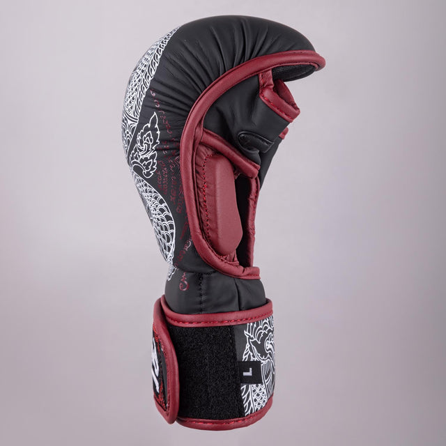 8 WEAPONS MMA-handsker Sak Yant Naga – Sort/Marineblå