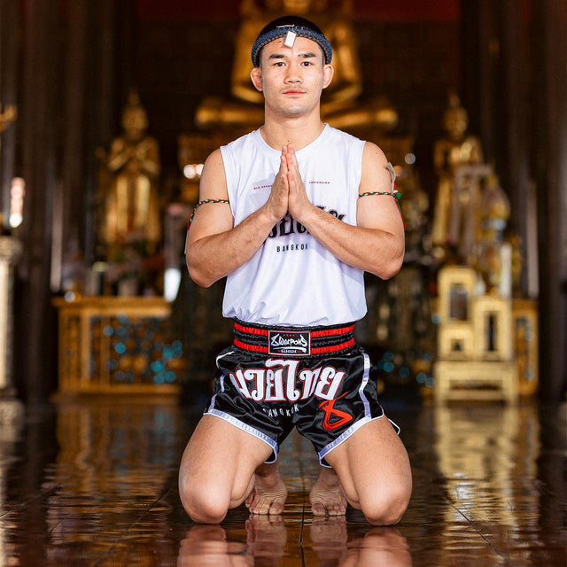 8 WEAPONS Muay Thai shorts Bangkok – Sort/Hvid