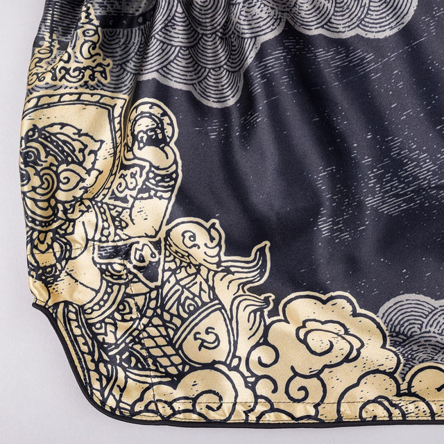 8 WEAPONS Muay Thai shorts Hanuman – Sort/Guld