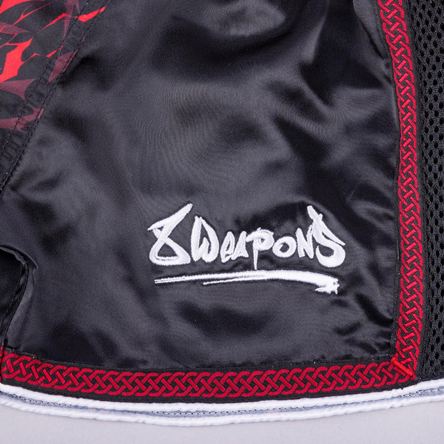 8 WEAPONS Muay Thai shorts Beastial Wolf - Sort/Rød