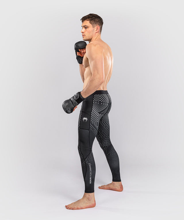 Pantaloncini a compressione Venum Midnight Fury – Nero/Grigio/Argento