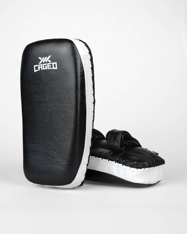 Muay Thai lapy Caged 'X' Series – Černé