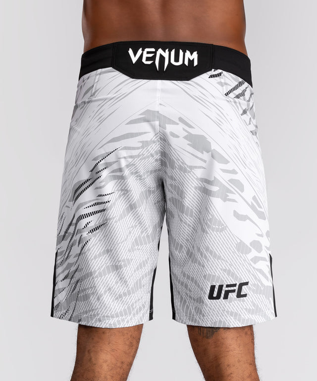Calções de MMA Venum UFC Fight Night Fusion Long Fit – Branco