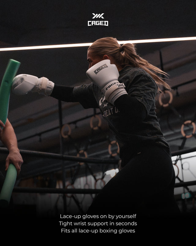 Gants de boxe Caged Lockstrap – Sangles de conversion à lacets – Blanc
