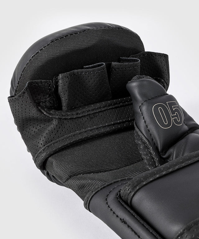 Luvas de sparring MMA Venum Impact Evo – Preto