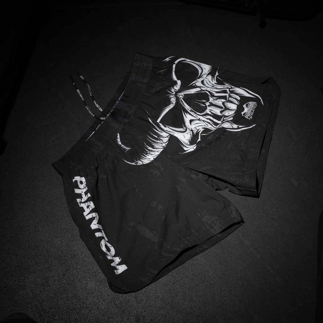 Pantaloncini MMA Phantom Athletics Fusion-R Diablo - Nero/Bianco