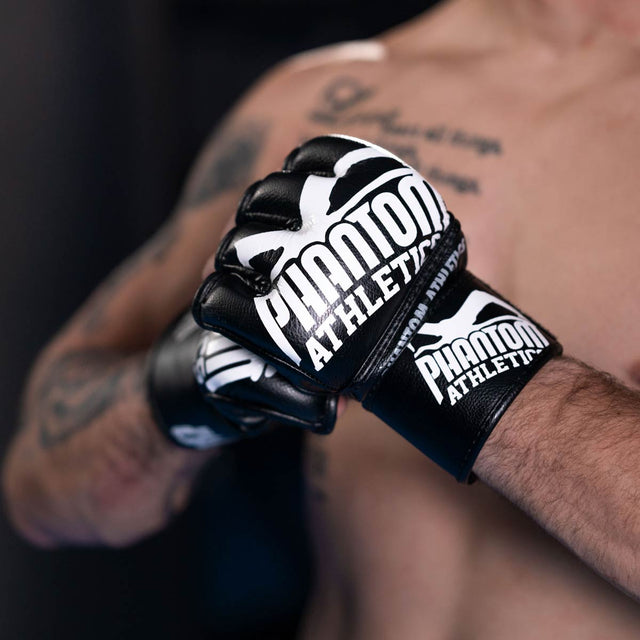 Phantom Athletics MMA-handsker Blackout