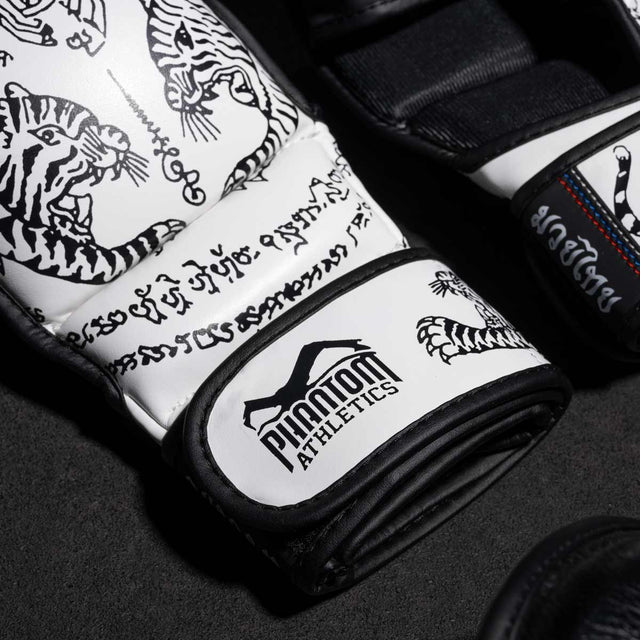 Luvas de sparring MMA Phantom Athletics Muay Thai – Branco