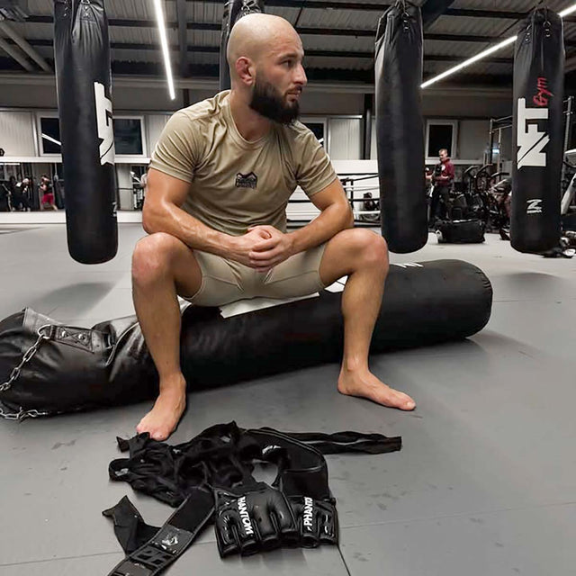 Pantaloncini a compressione Phantom Athletics Vector Apex – Sabbia