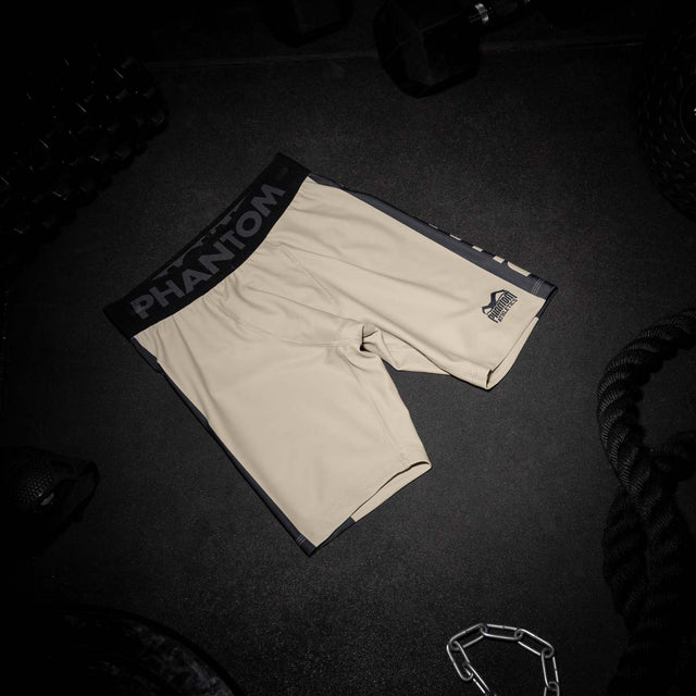 Pantaloncini a compressione Phantom Athletics Vector Apex – Sabbia