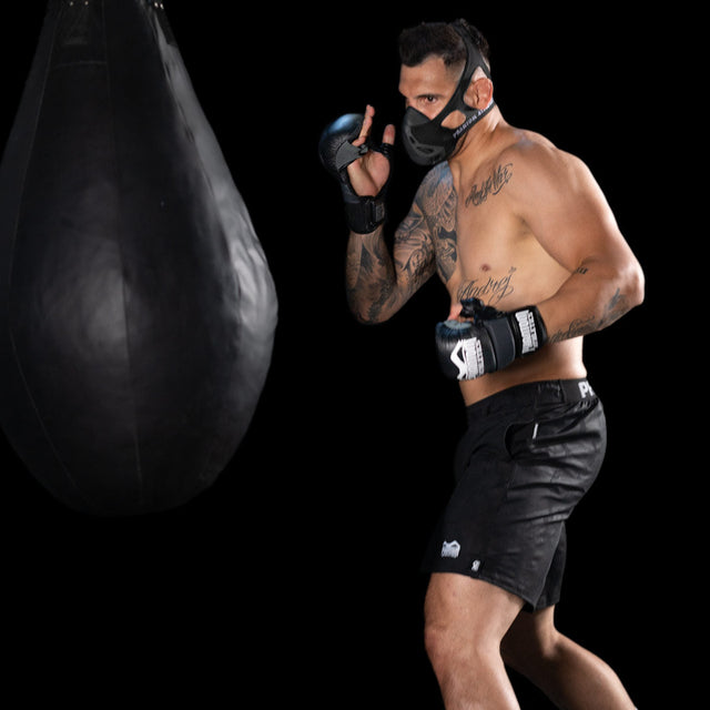 Maska na trénink Phantom Athletics – Černá
