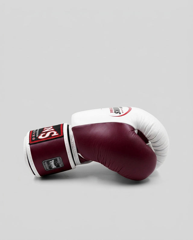 Guantes de boxeo Twins BGVL3 – Blanco/Burdeos