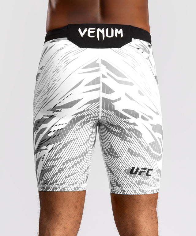 Pantaloncini Venum UFC Vale Tudo Fight Night Fusion – Bianco