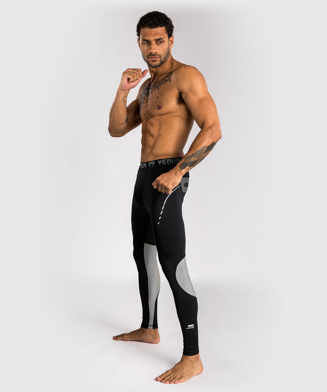 Venum Spats Adrenaline – Schwarz/Silber Grau