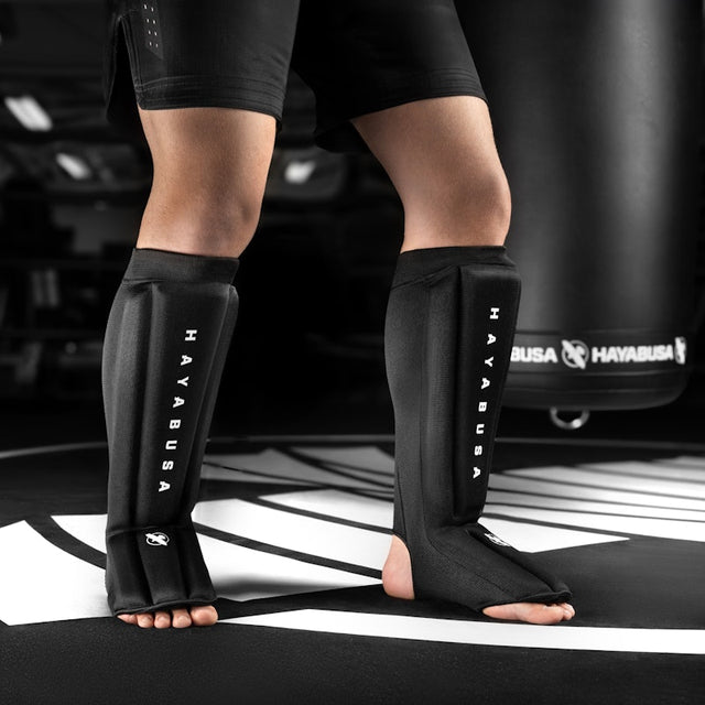 Espinilleras Hayabusa Core – Negro