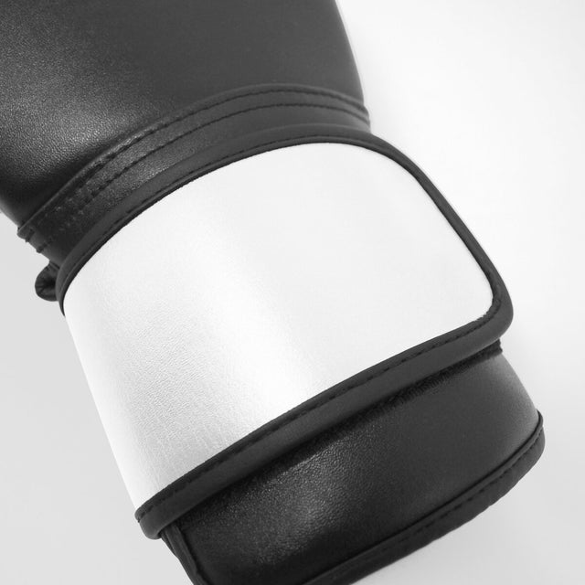 Mănuși de box Adidas Coaching 12oz – Negru/Alb