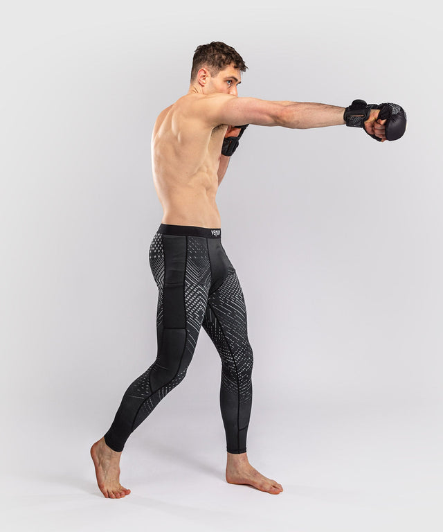Pantaloncini a compressione Venum Midnight Fury – Nero/Grigio/Argento