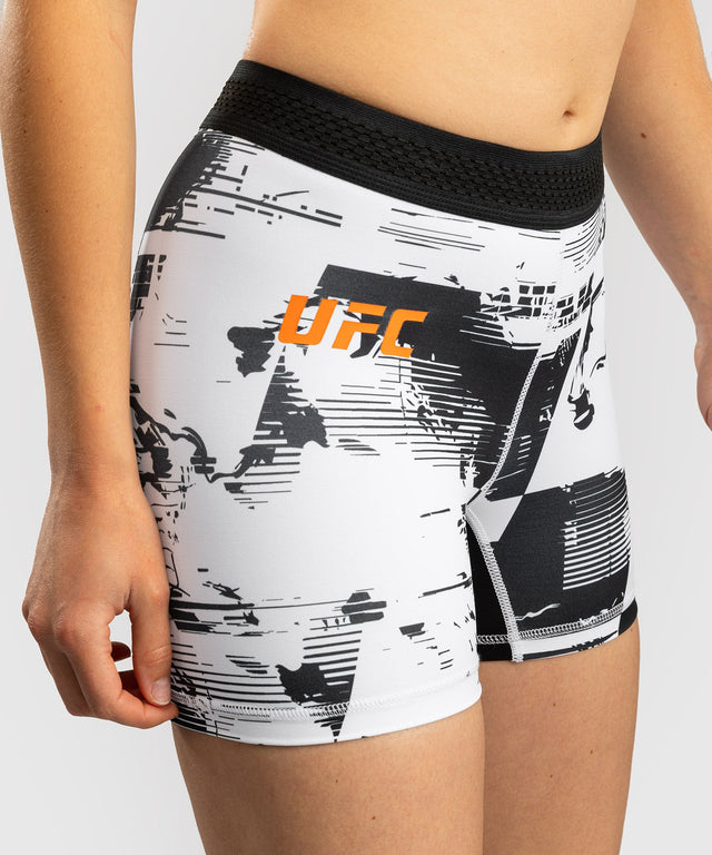 Venum UFC Kompressionsshorts Zenith för damer – Vit