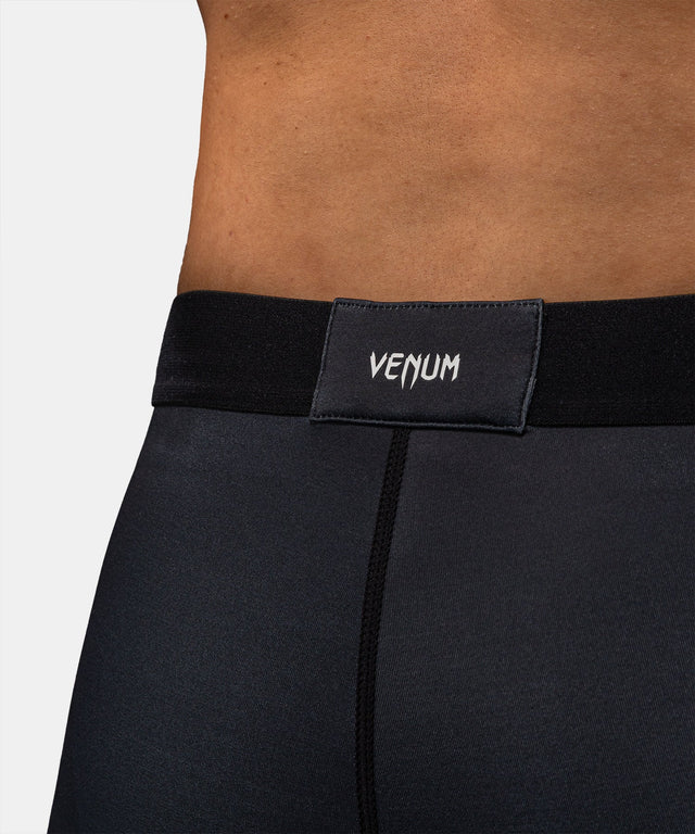 Shorts de compression Venum Streamline – Noir/Blanc