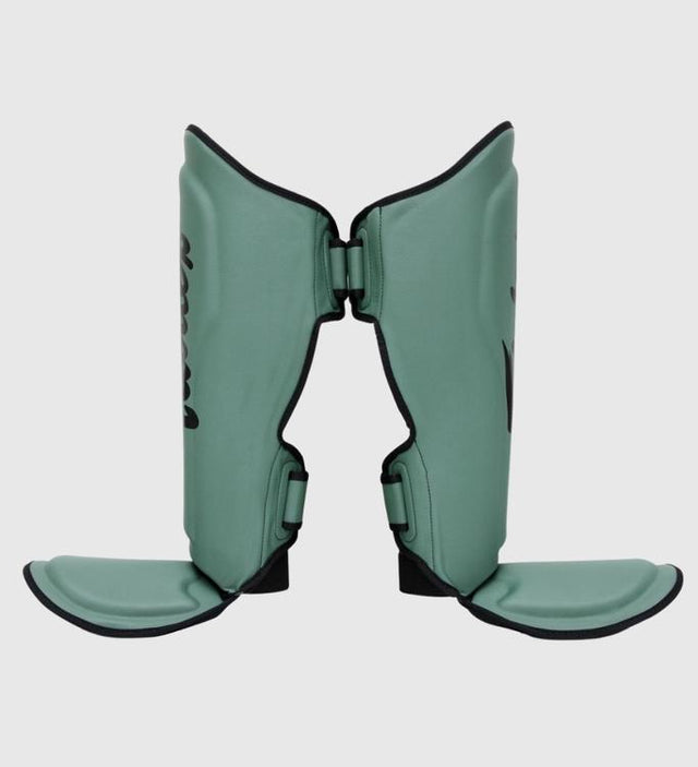 Espinilleras de kickboxing Fairtex FXB – Verde militar/Negro