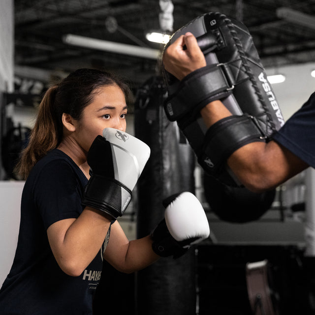 Hayabusa Boxningshandskar E1 Barn – Vit/Svart/Silver