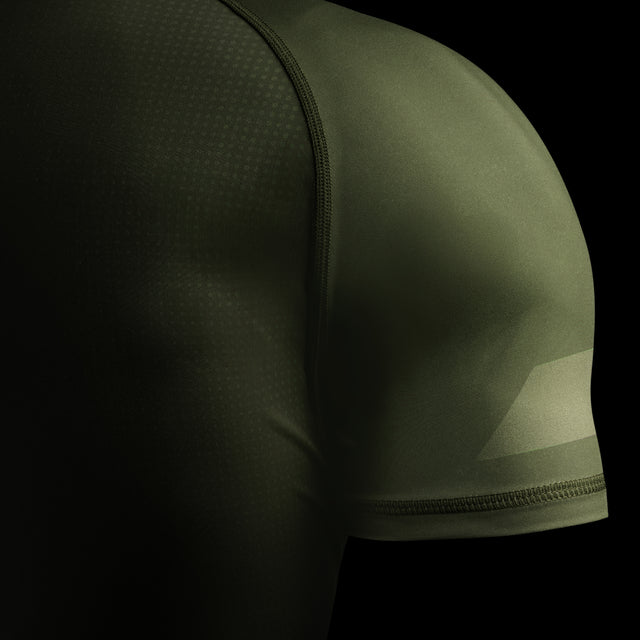 Rashguard Hayabusa Core Manga Corta – Verde Oscuro