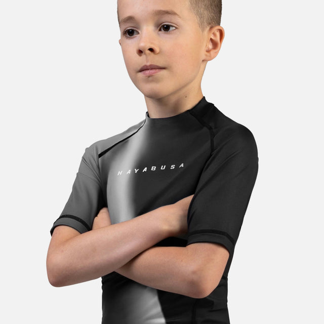 Hayabusa Rashguard Apex Nova Short Sleeve Kids – Black
