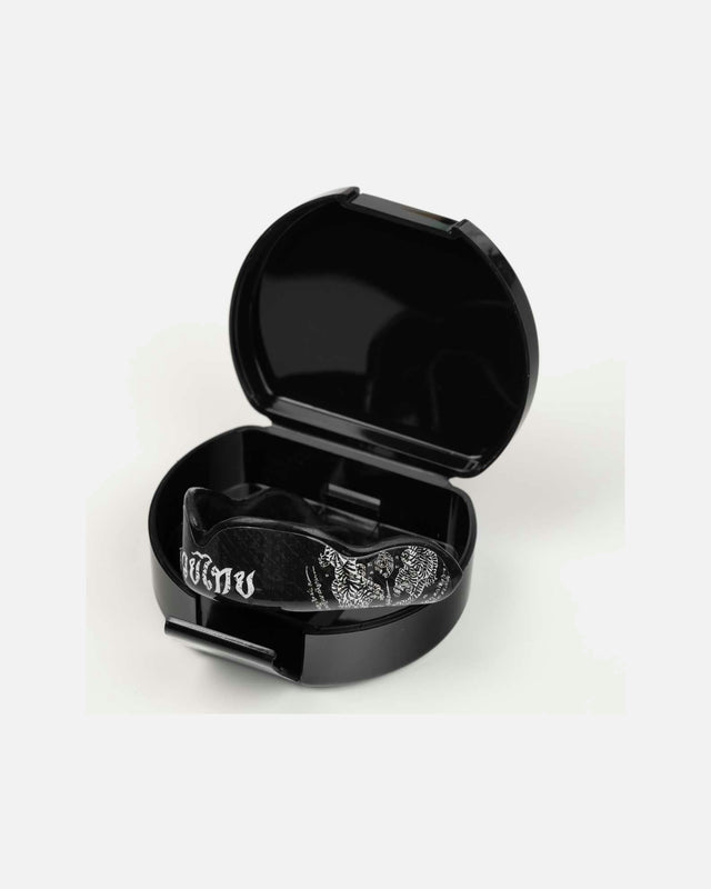 Chránič zubů Phantom Athletics Elite Sak Yant – Černý