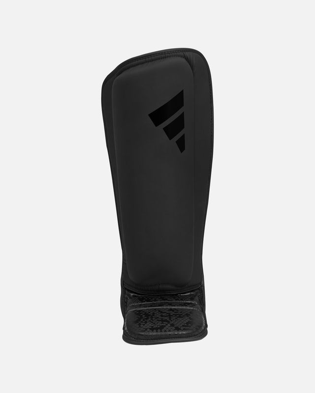 Adidas Benskydd Combat 50 – Svart