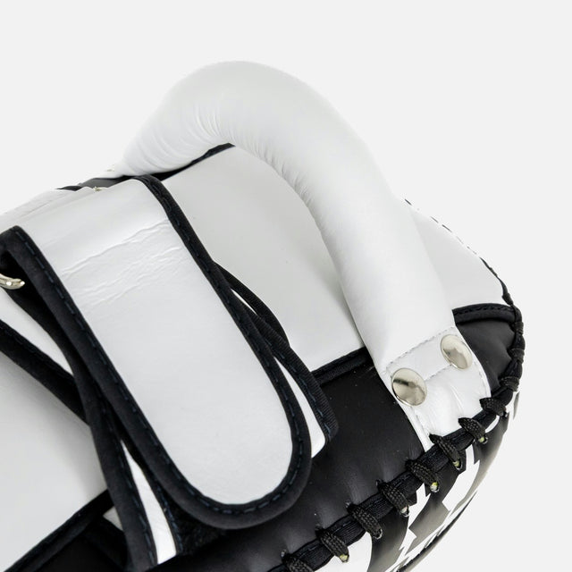 King Pro Boxing Schlag- & Trittpolster KP-1 – Schwarz
