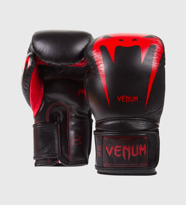 Guantoni da boxe Venum Giant 3.0 – Nero/Rosso