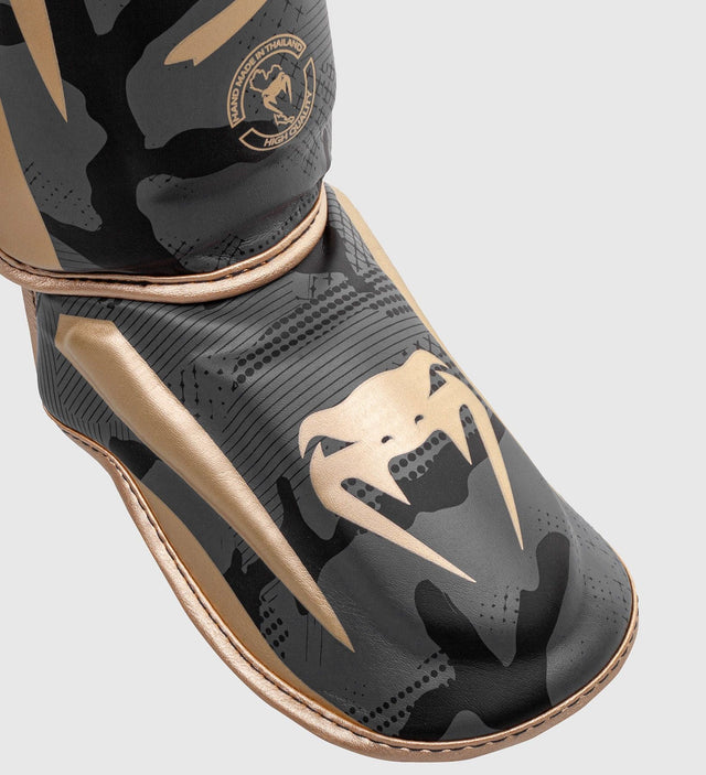 Venum Benskydd Elite – Camo Grå/Guld – Benskydd