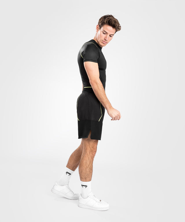 Venum MMA Shorts Fusion 2.0 – Schwarz/Gelb – Shorts