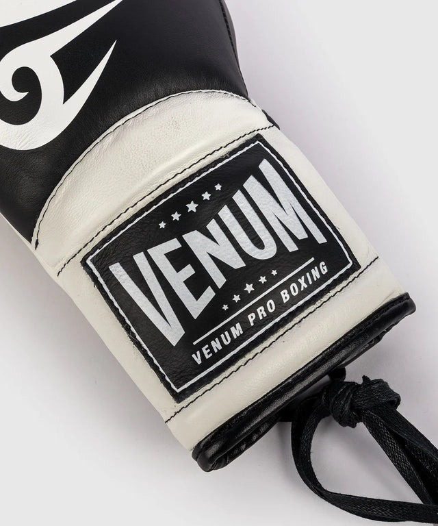Venum x Mike Tyson Boksehandsker Giant 2.0 Pro med snøreluk - Sort/Hvid