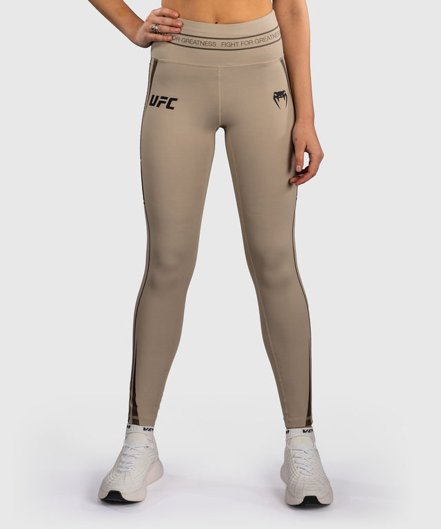 Pantaloncini a compressione Venum UFC Unity da donna – Sabbia