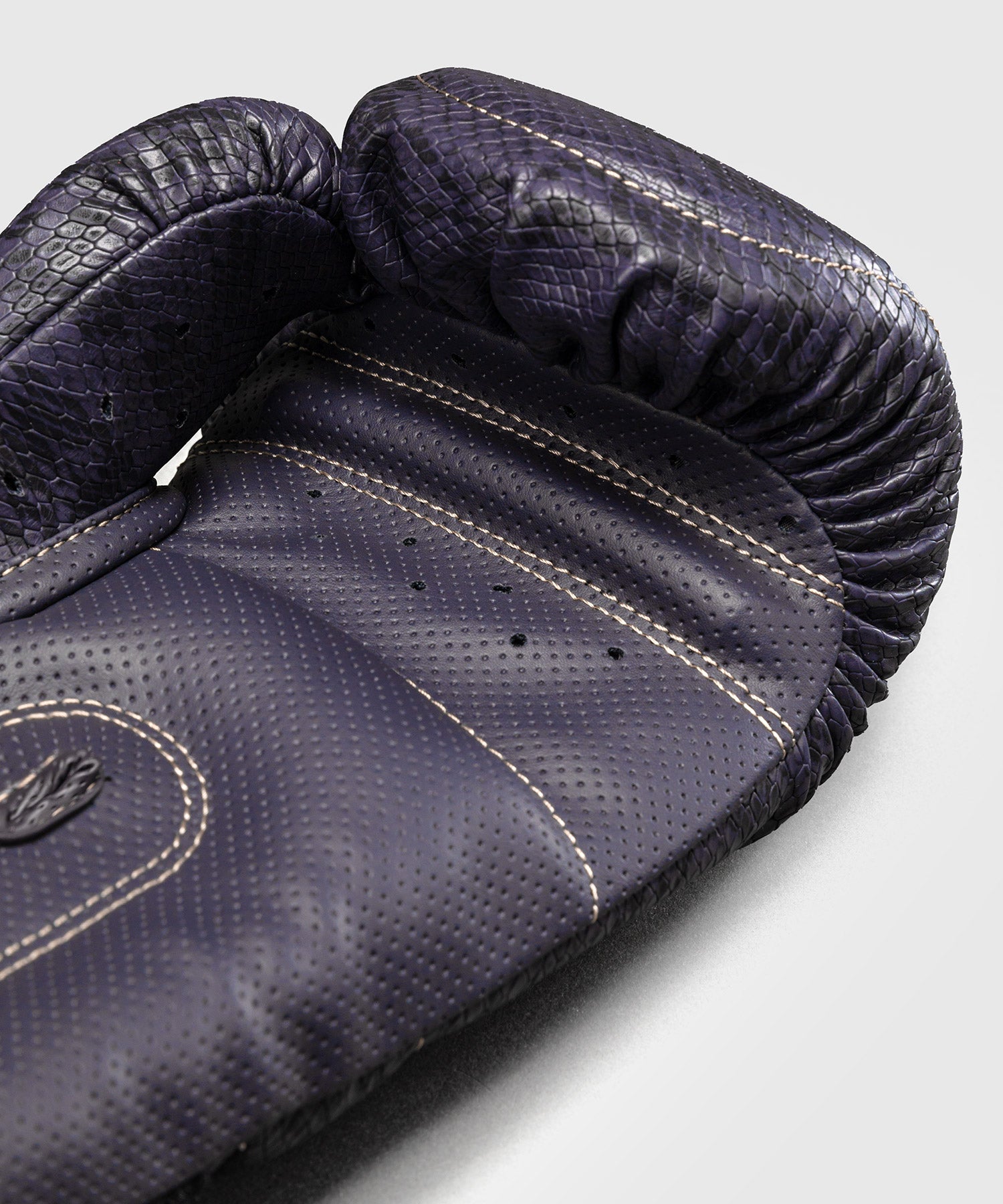 Gants de boxe Venum Impact Evo Scales – Violet foncé