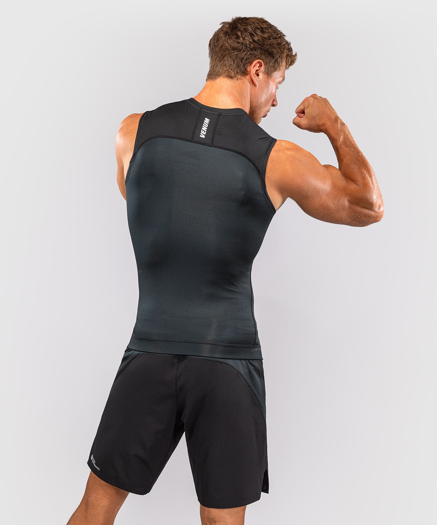 Rashguard Venum G-Fit Scale bez rękawów – Czarny