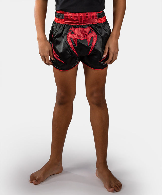Shorts de Muay Thai Venum Attack Enfant – Noir/Rouge