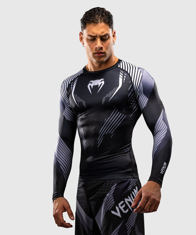Rashguard Venum No-Gi 6.0 Mangas Compridas – Preto/Branco