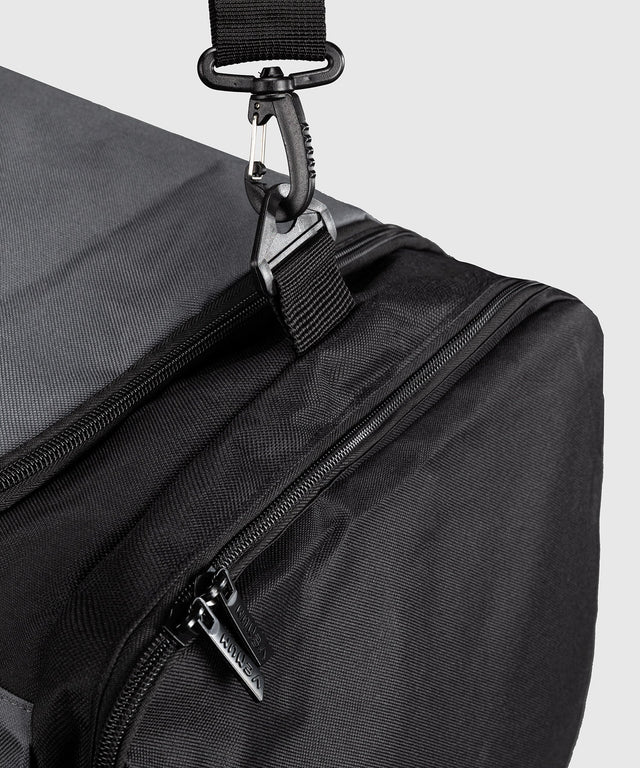Venum Sportstaske Essential L – Grå/Sort