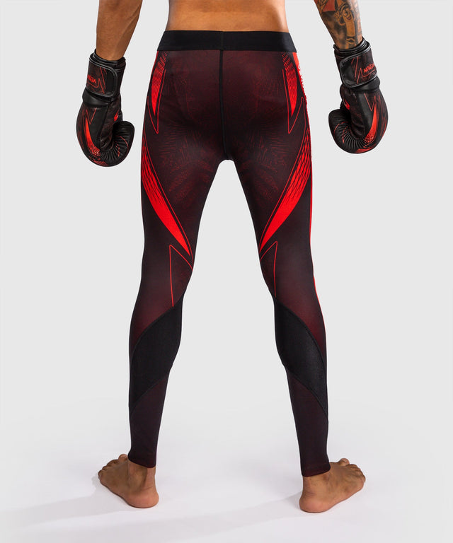 Shorts de compression Venum Amazonia Reborn – Noir/Rouge (VENUM-06451-100)